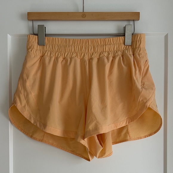 Lululemon Track That High-Rise Lined Short 3" Summer Glow Size 10 - Picture 1 of 11